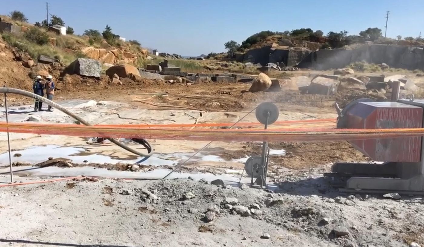 55kW Diamond Wire Saw Cutting at Rustenburg Quarry, South Africa